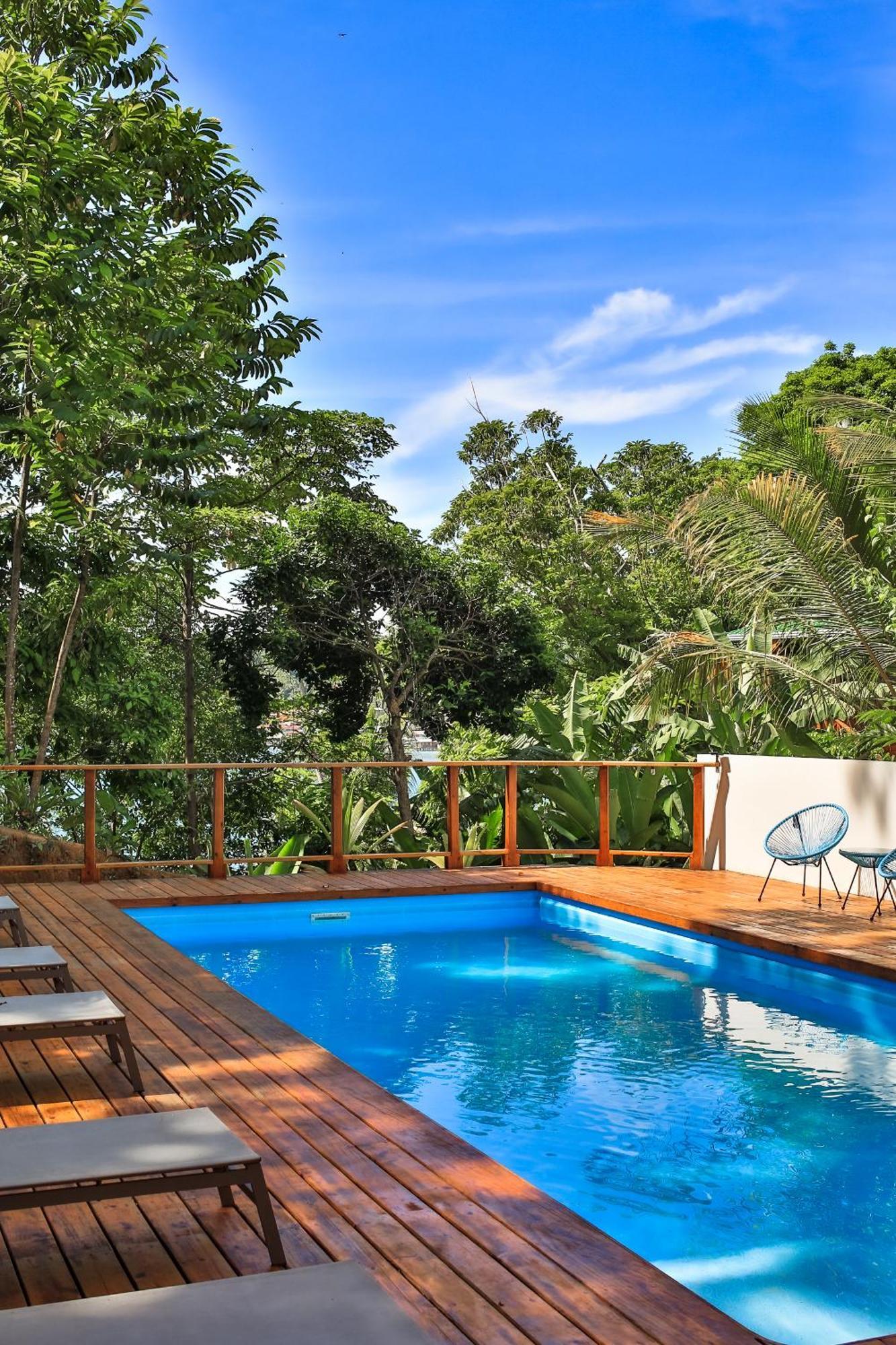 The At Punta Rica- Hilltop Eco-lodge With Views & Pool Bed and breakfast
